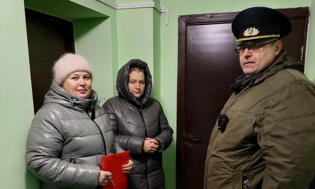 Сотрудники МОЦИС совместно с судебными исполнителями посетили должников за ЖКУ в городе Горки и Горецком районе