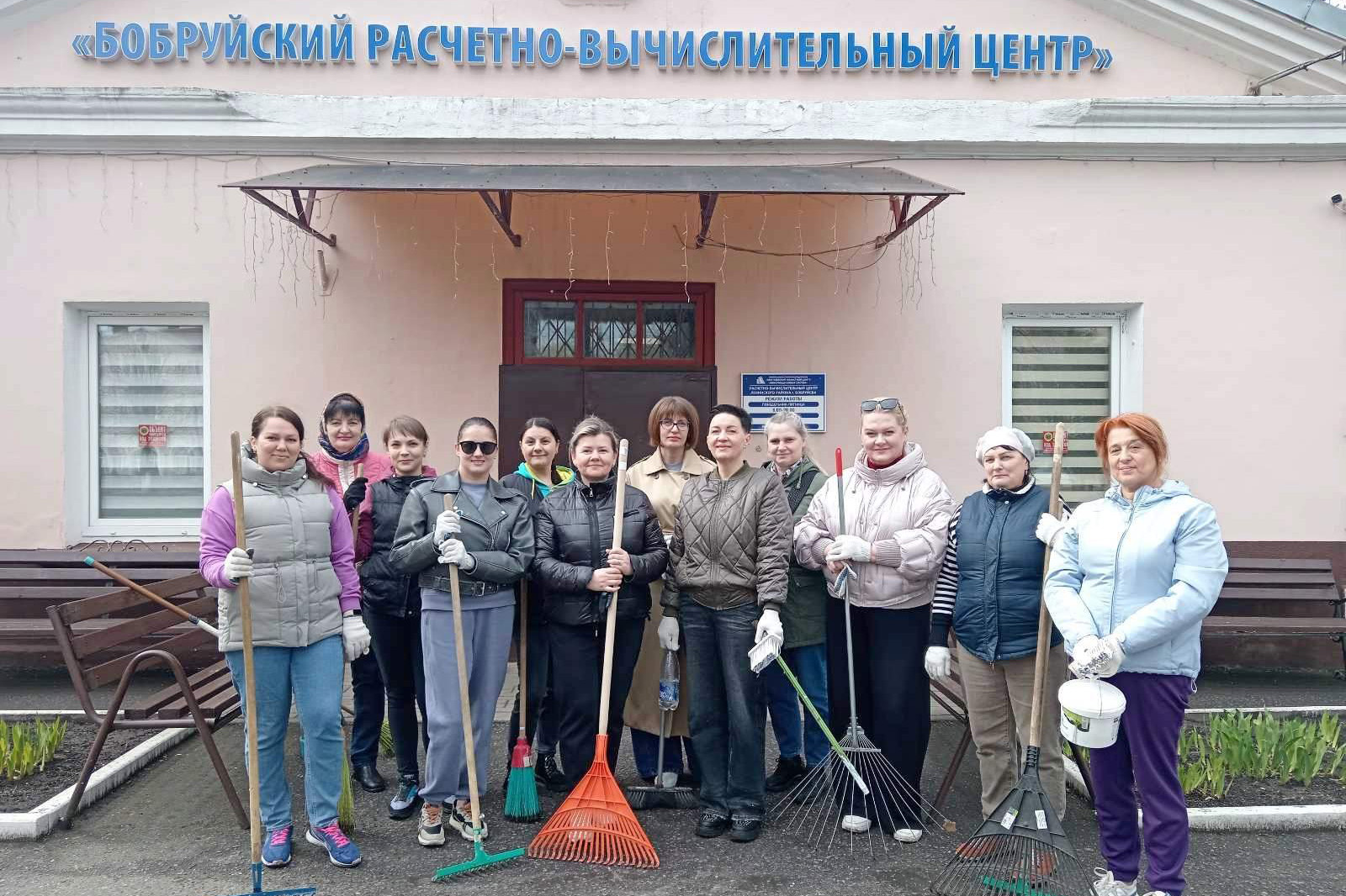 Трудовой коллектив МОЦИС принял участие в республиканском субботнике