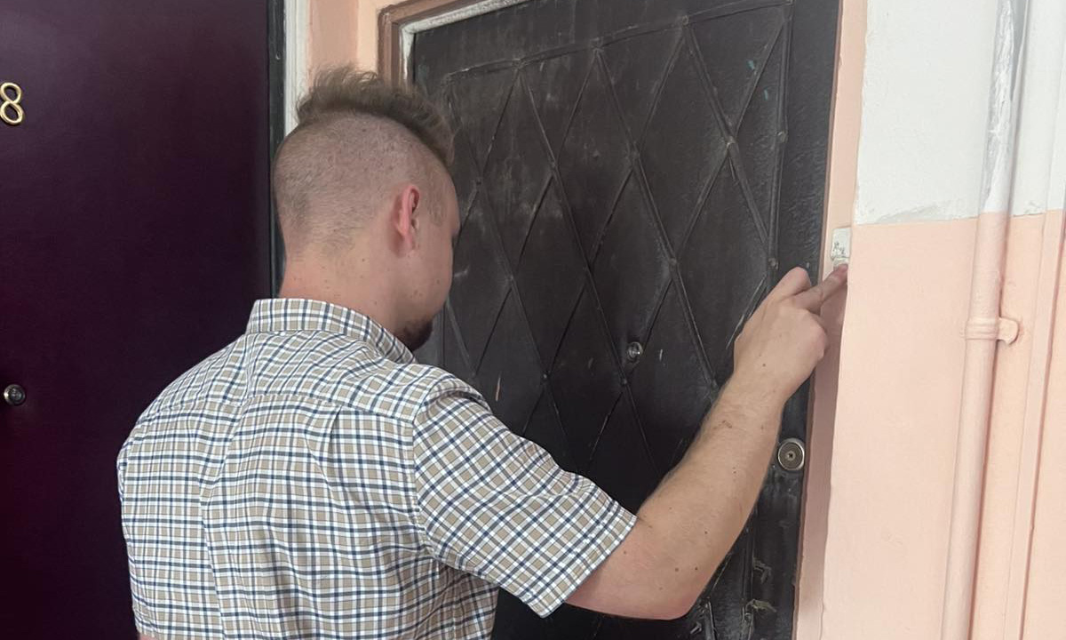 Рейд по адресам с задолженностью за ЖКУ провели в Ленинском районе г. Бобруйска